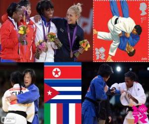 yapboz Podyum Judo kadın - 52 kg, Kum Ae bir (Kuzey Kore), Yanet Bermoy Acosta (Küba), Rosalba Forciniti (İtalya) ve Priscilla Gneto (Fransa)